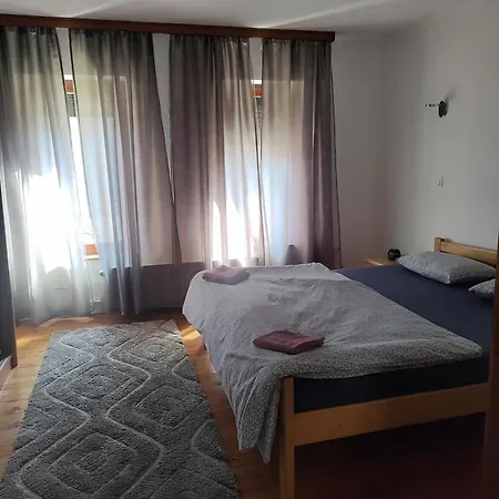 Apartamento Luni *